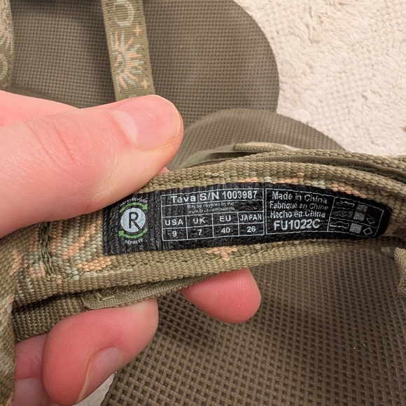 Teva Women's Original Universal Sandal, Size 9 - Picture 8 of 8